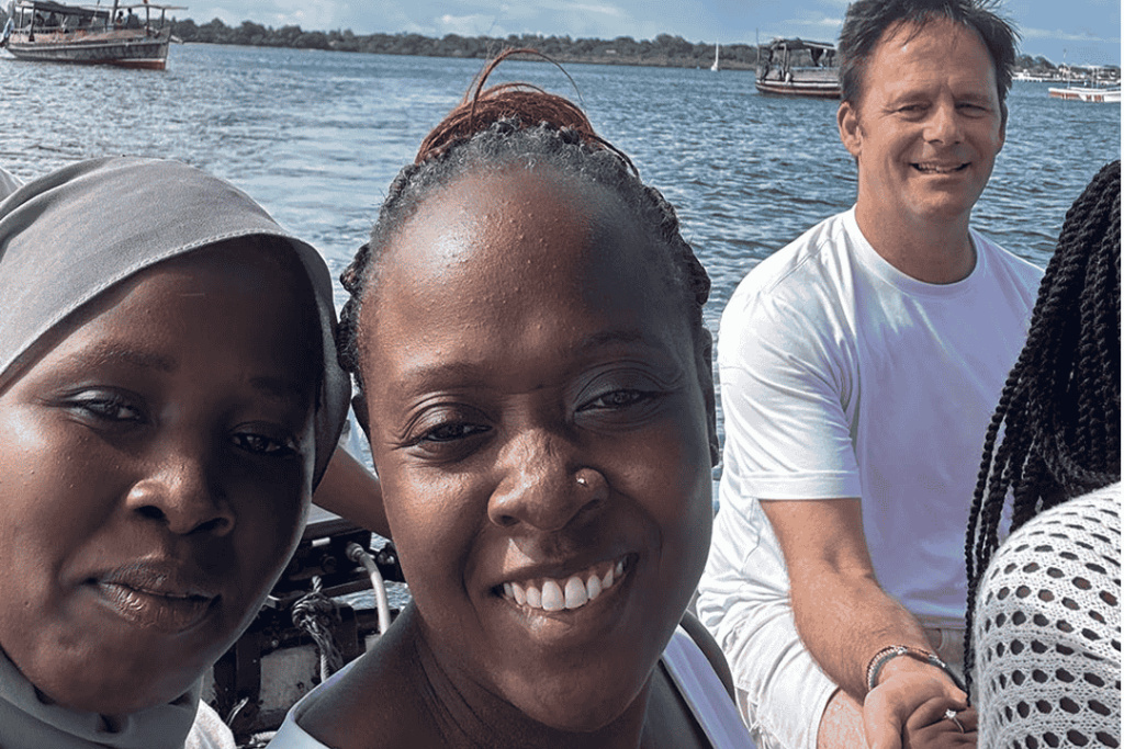 Dreamtours-lozitours.xo.ke-kenya-wasini-island-day-dolphin-kisite-mpungute-marine-park-kenya
